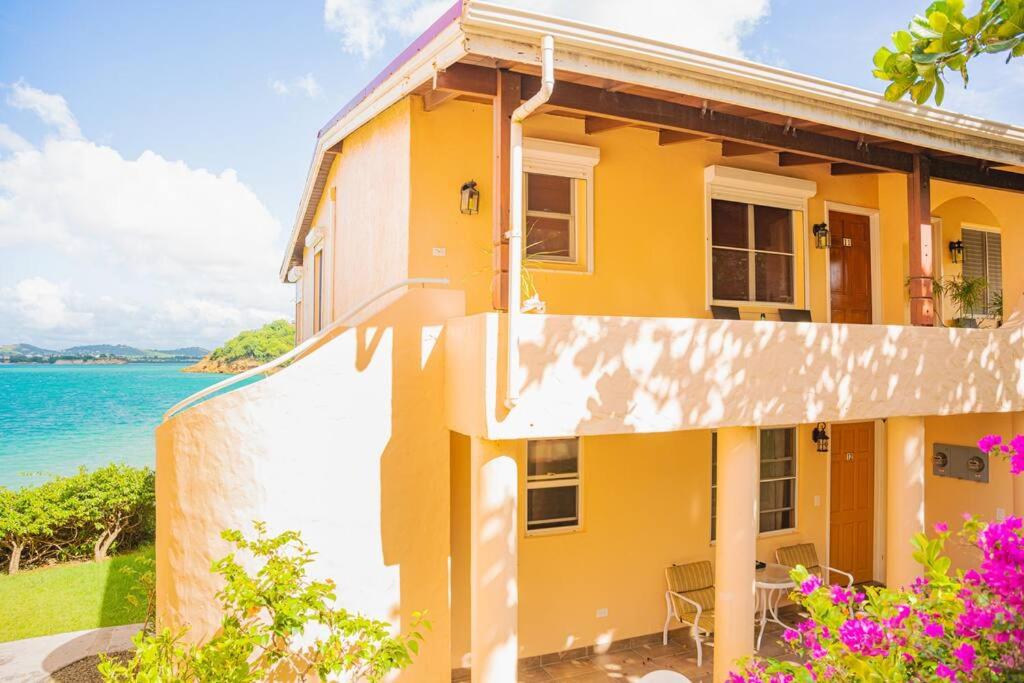 Beach Villa - Housity