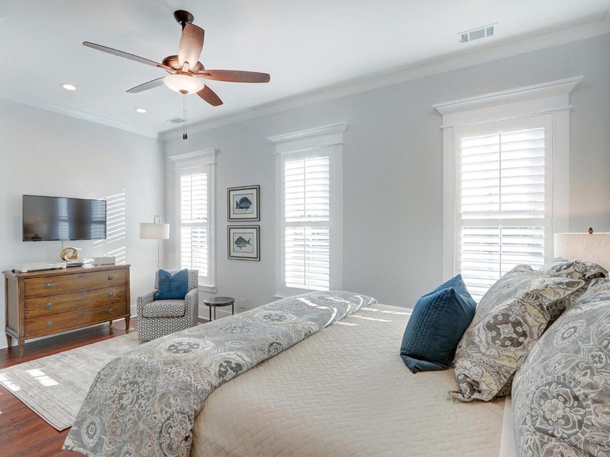 Liberty Main House - Housity