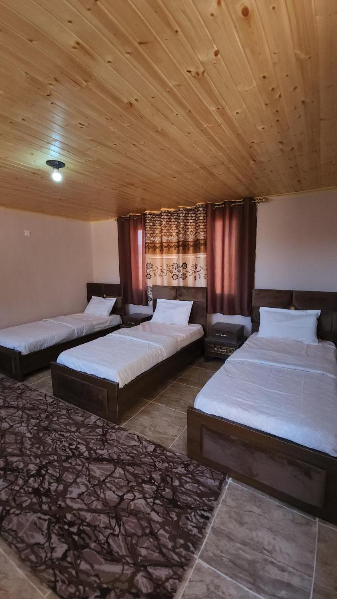 desert lovers camp - Housity