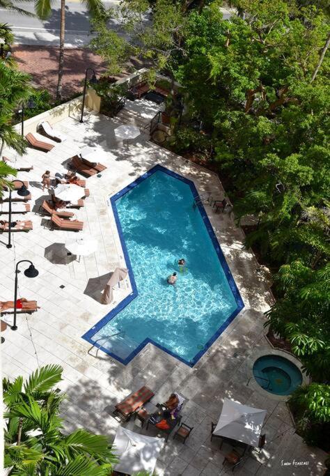 Ocean View 2bd2bth Hotel In Coconut Grove - Housity