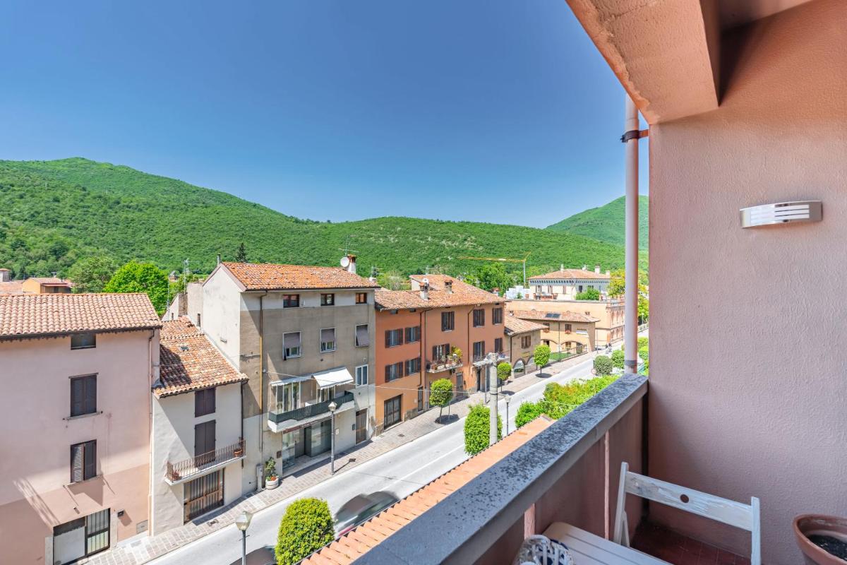 Gavardo Apartment - By Host4U - Housity