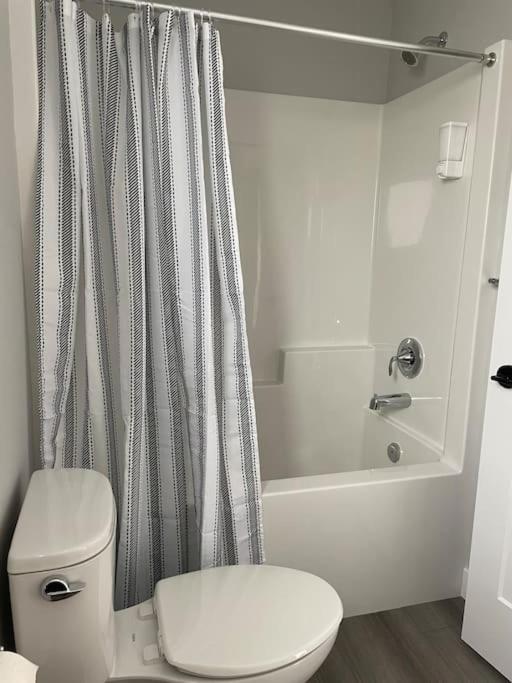 Ocean View Oasis - Housity