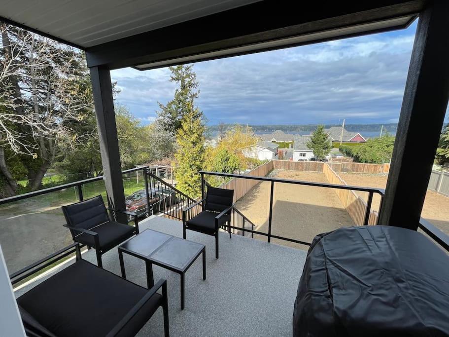 Ocean View Oasis - Housity