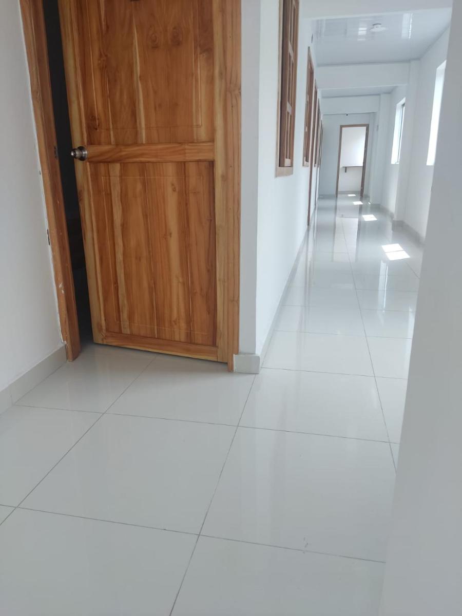 HOTEL VINCCI - Housity