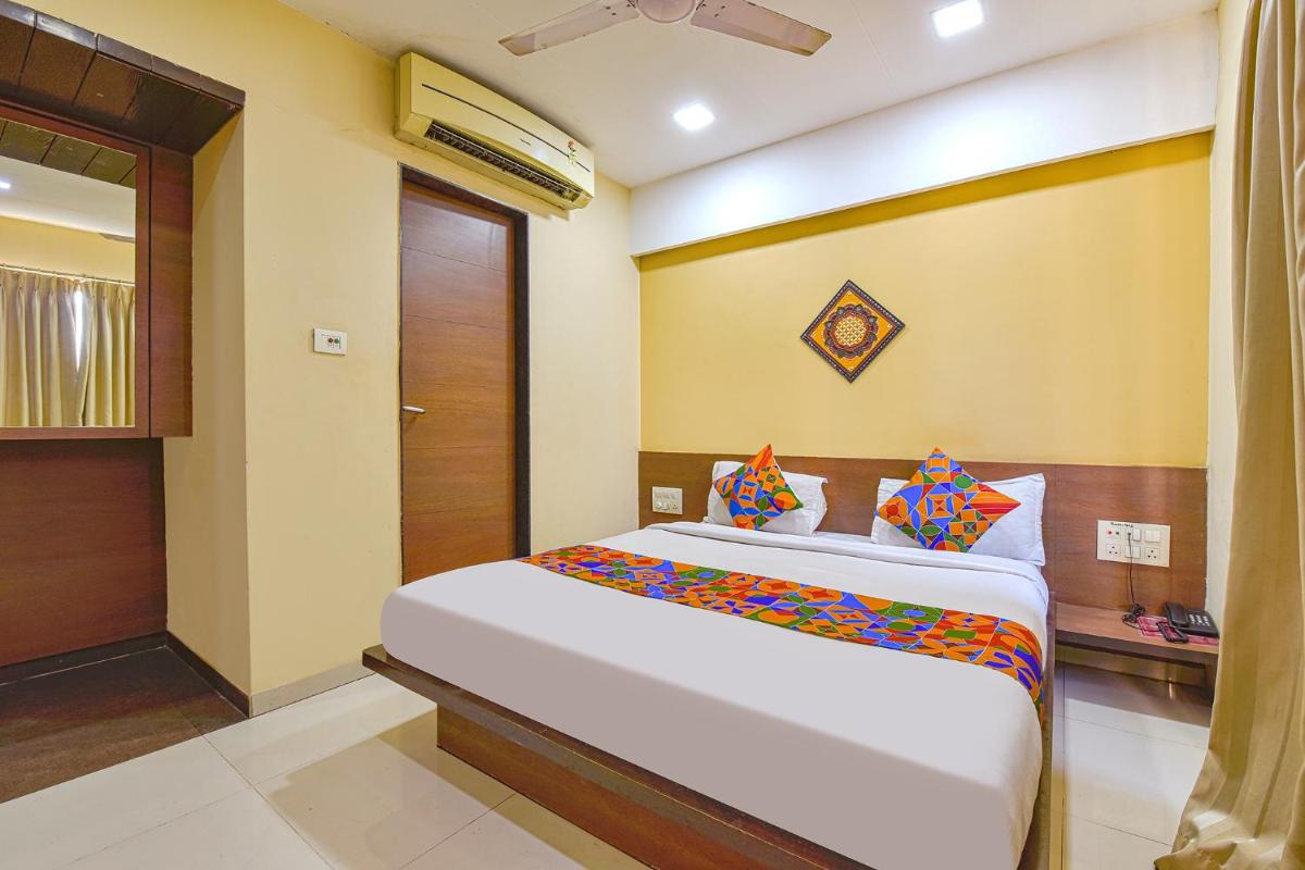 FabHotel RB Residency - Housity