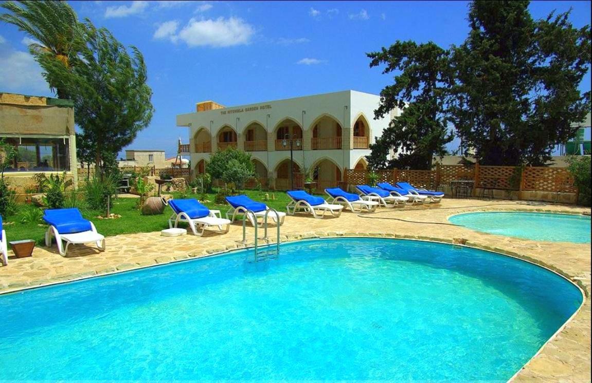 NITOVIKLA Hotel & Cave Restaurant & Pool An authentic local experience ! - Housity