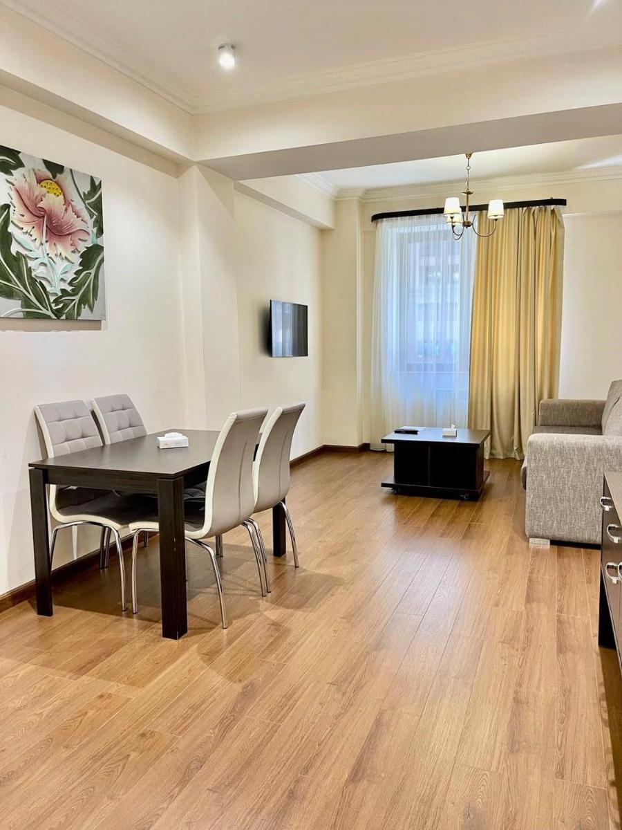 Suitetrails - Yerevan House Luxury Apartment 3