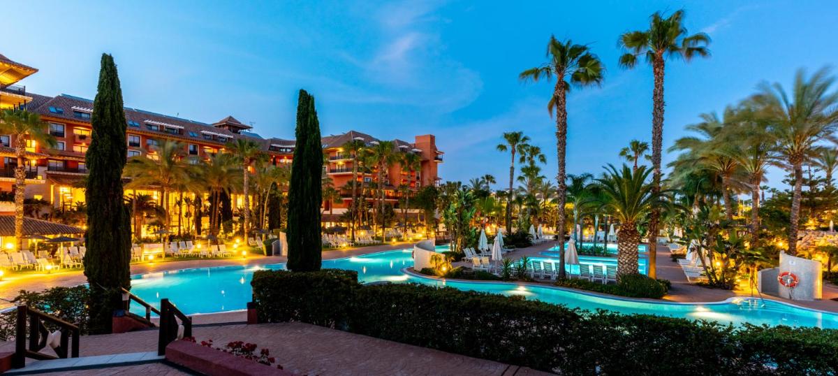 Piscina en o cerca de Puerto Antilla Grand Hotel