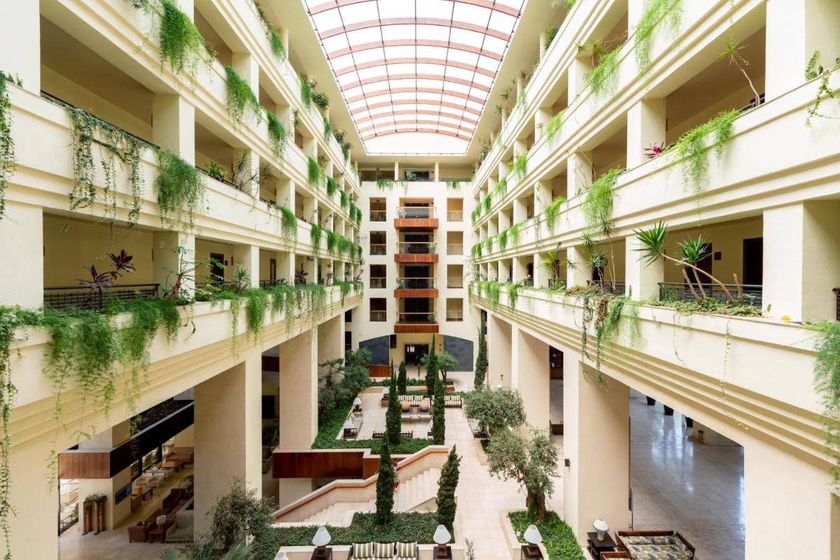 Imagen de la galería de Puerto Antilla Grand Hotel, en Islantilla
