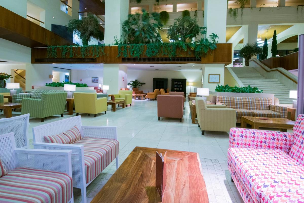 Zona de estar de Puerto Antilla Grand Hotel
