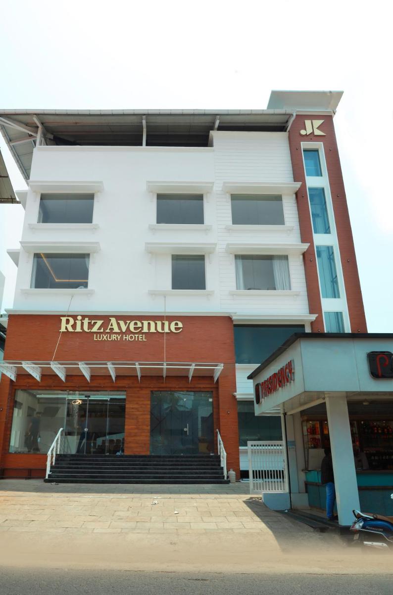 Suitetrails - RITZ AVENUE LUXURY HOTEL