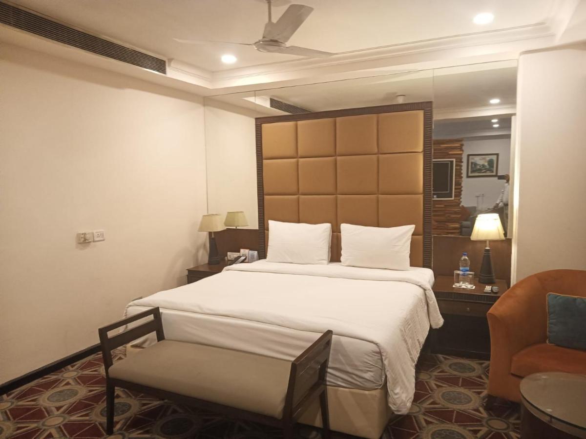 Inn Riviera Jammu - Housity