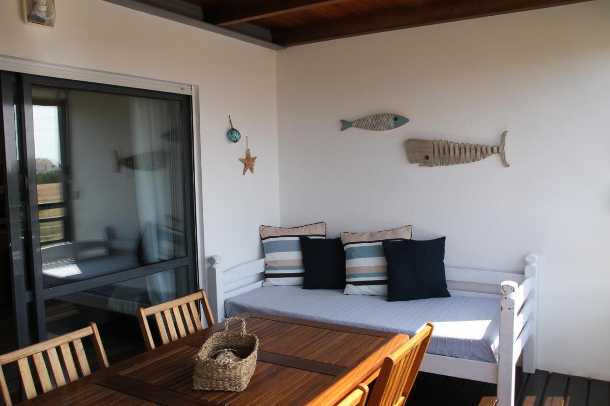 Sea View Apartment Near Meia Praia Beach in Lagos! - Housity
