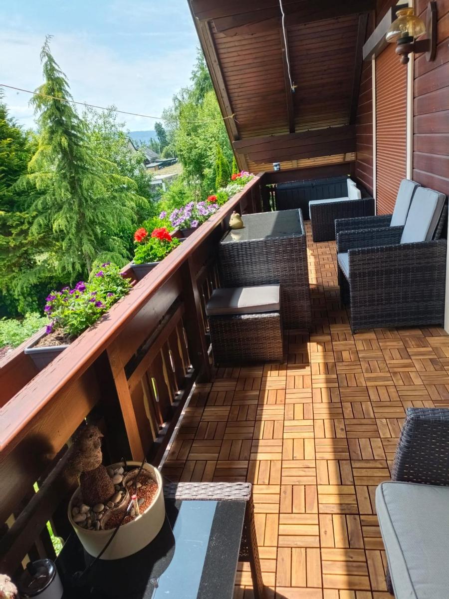 Haus Flora - Ferienwohnung Bodensdorf - Housity