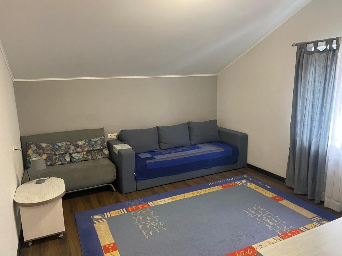 Suitetrails - Guest House Olzhycha 45 Б