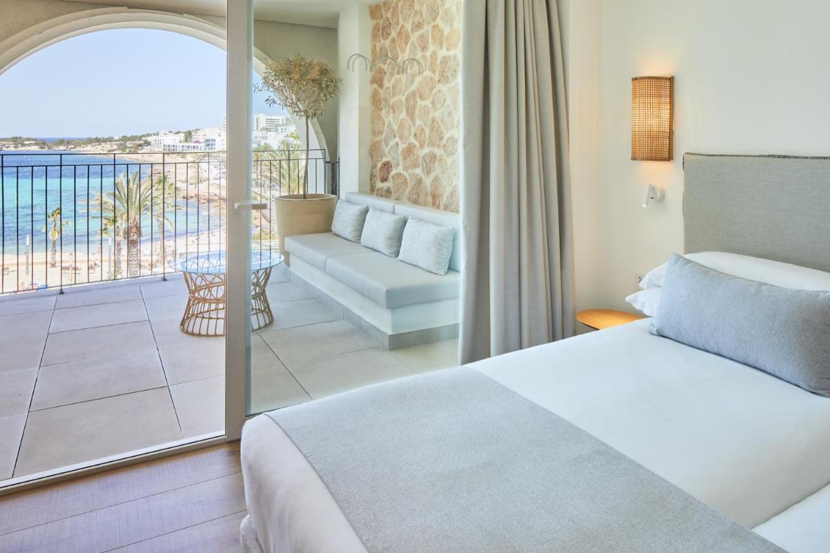 Cama o camas de una habitación en Hotel & Spa Blau Parc