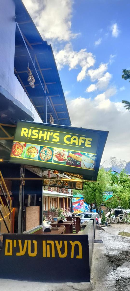 Rishi's House & Cafe - Housity