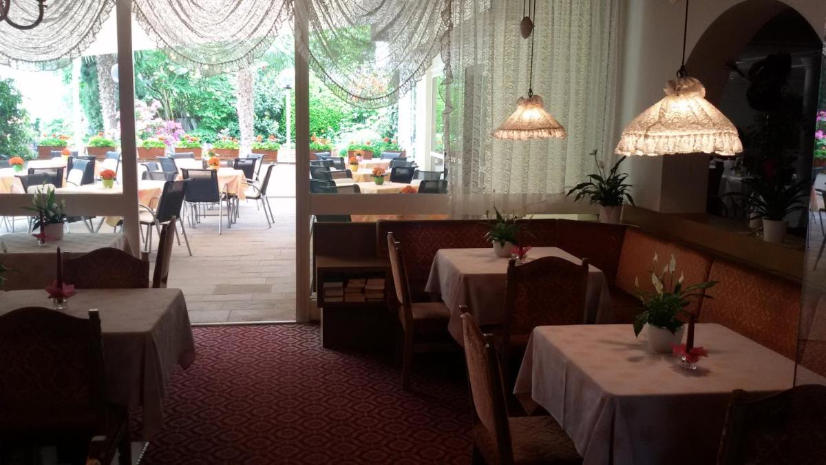 Hotel Maximilian - Housity
