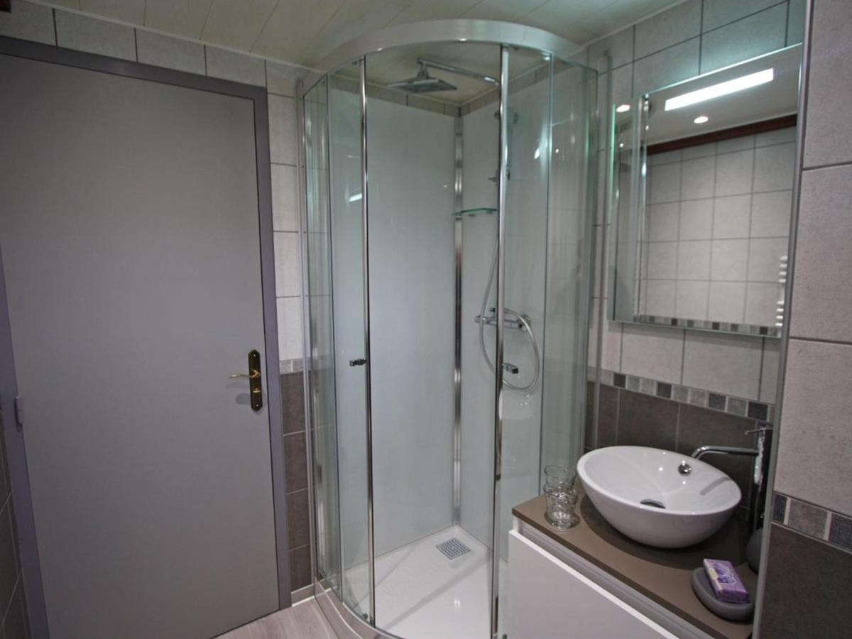 Guestroom Granges-Aumontzey-Granges-sur-Vologne, 1 pièce, 4 personnes - FR-1-589-454 - Housity