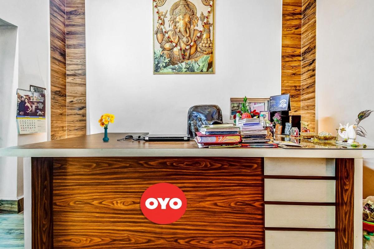 Super OYO Flagship The Bandhanika Residency - Housity