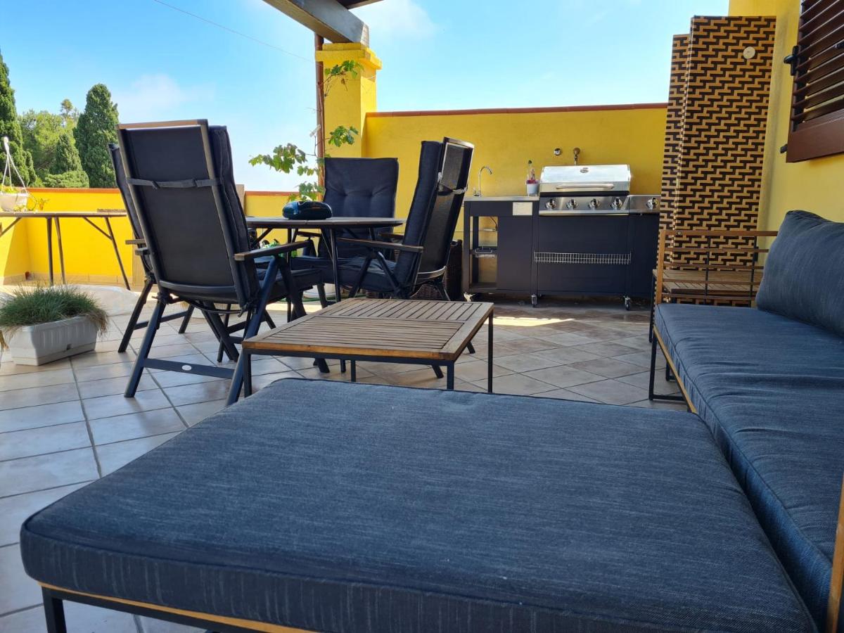 Il bacio del Sole - Housity