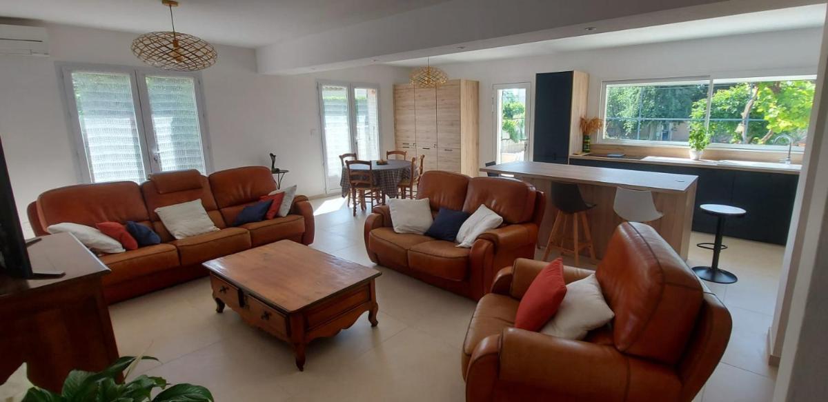 Mas Cantelo ** Salon de Provence - Housity