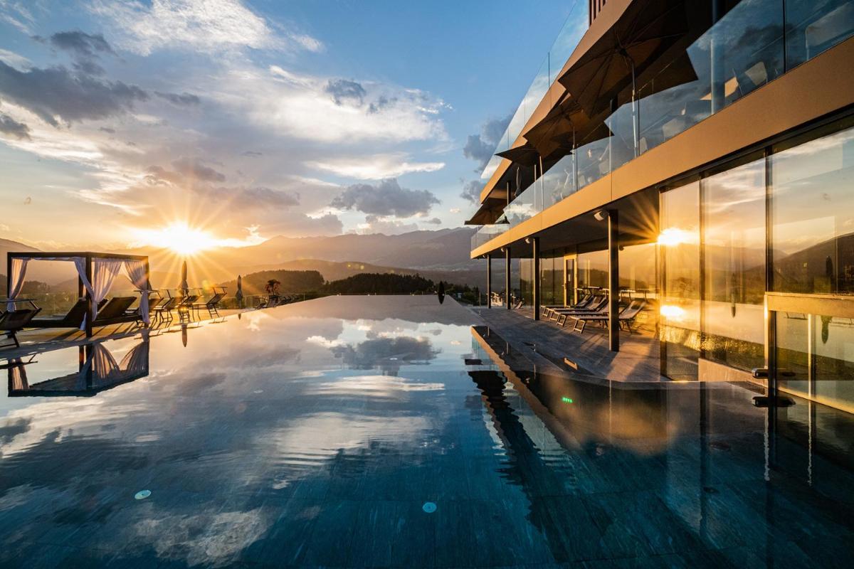 Hotel Winkler Sport & Spa Resort - Housity