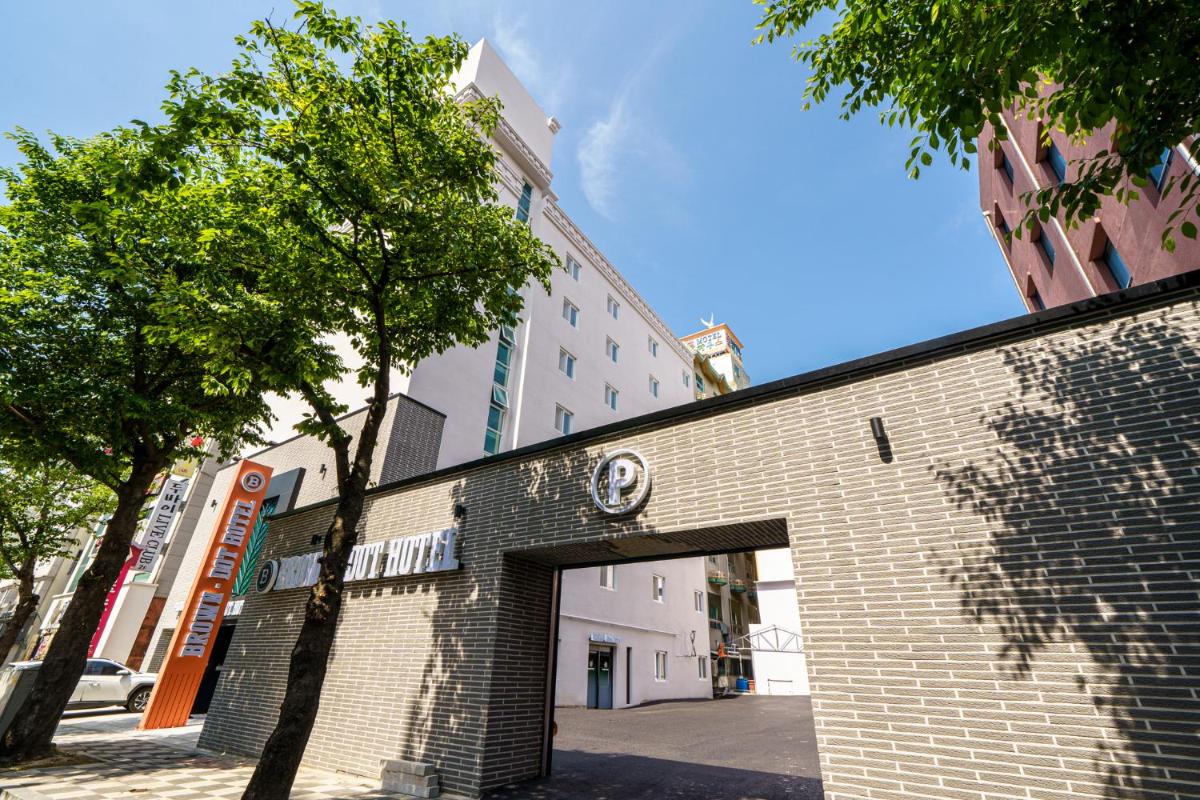 Browndot Hotel Gwangju Pungam - Housity