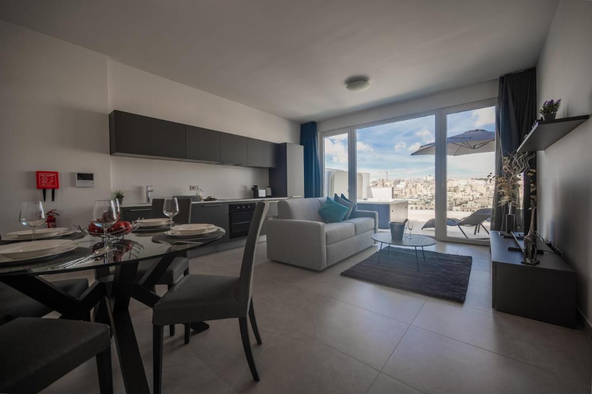 The Address Seafront Suites with Hot Tub - Housity