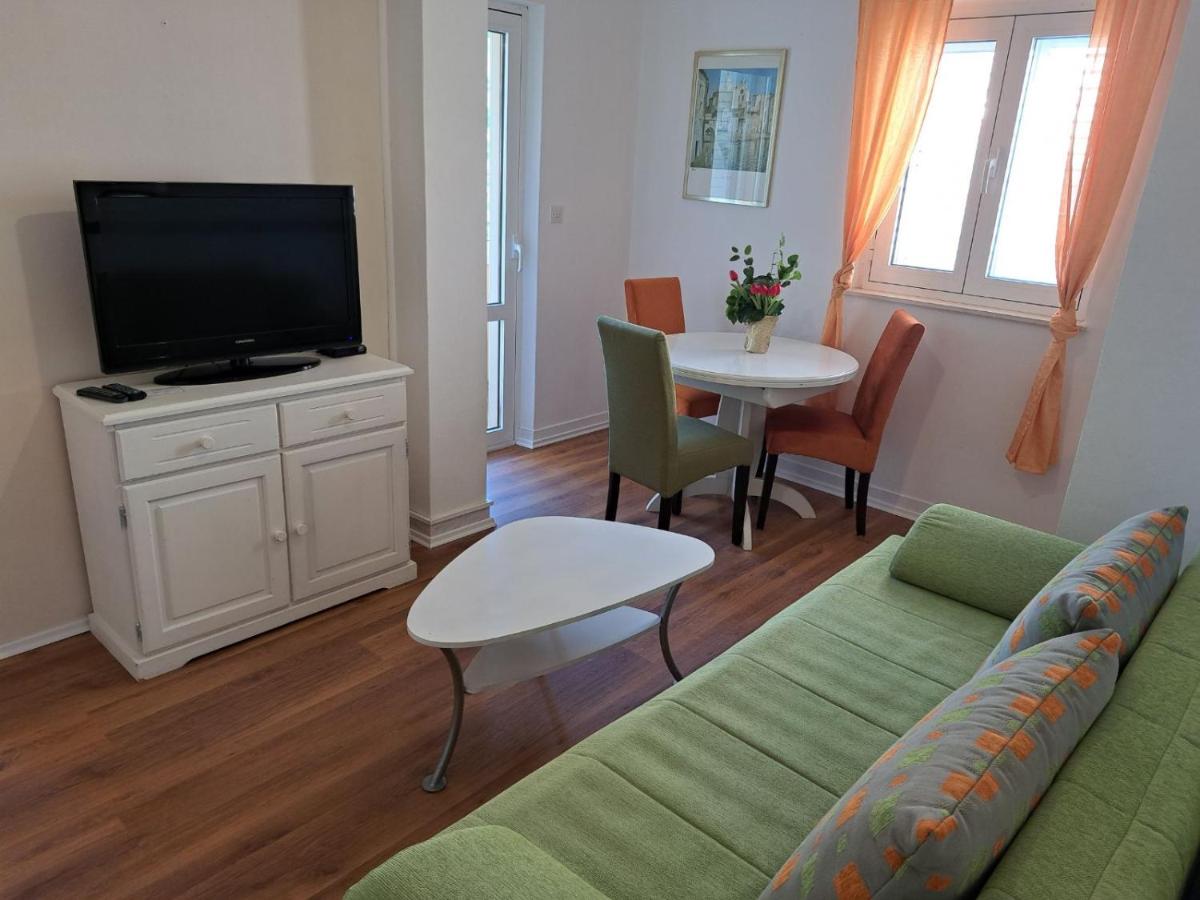 Guesthouse Villa Stanovic Vlaho - Housity