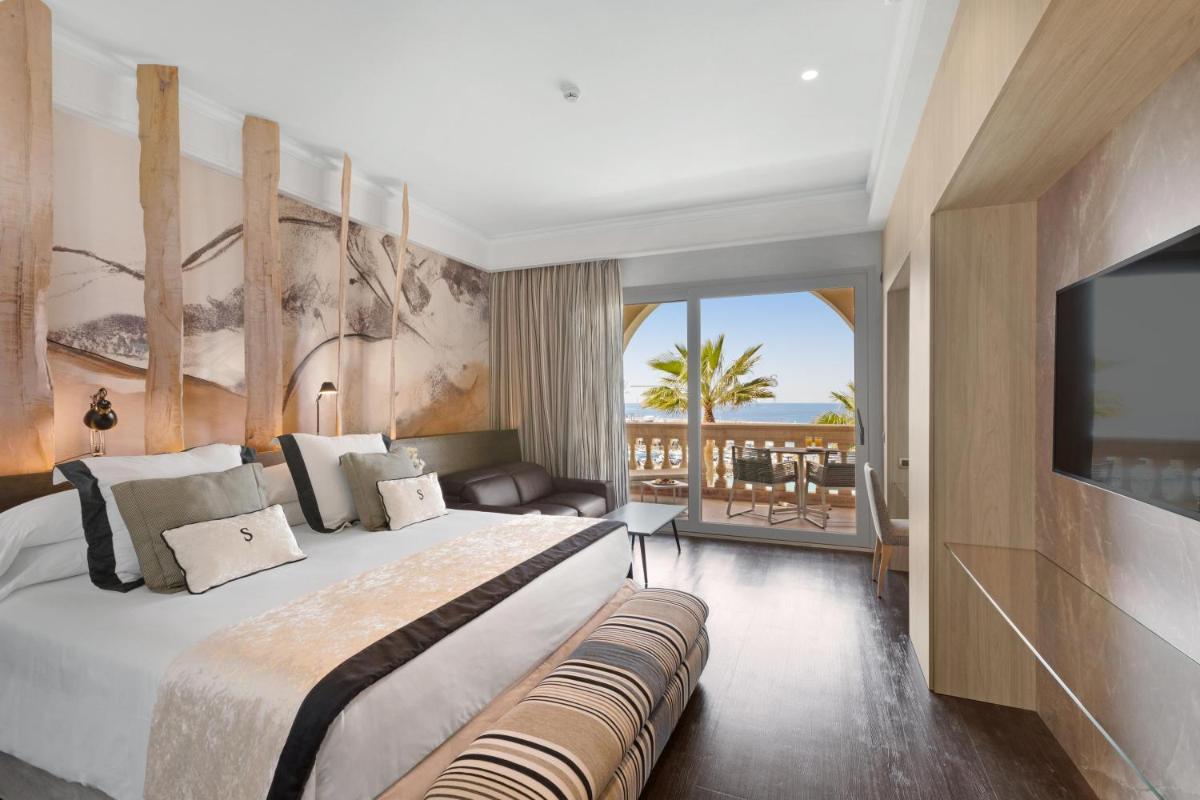 Cama o camas de una habitación en Pure Salt Port Adriano - Adults Only