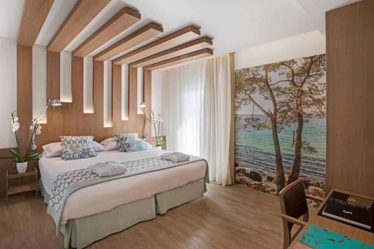 Cama o camas de una habitación en Pure Salt Garonda - Adults Only
