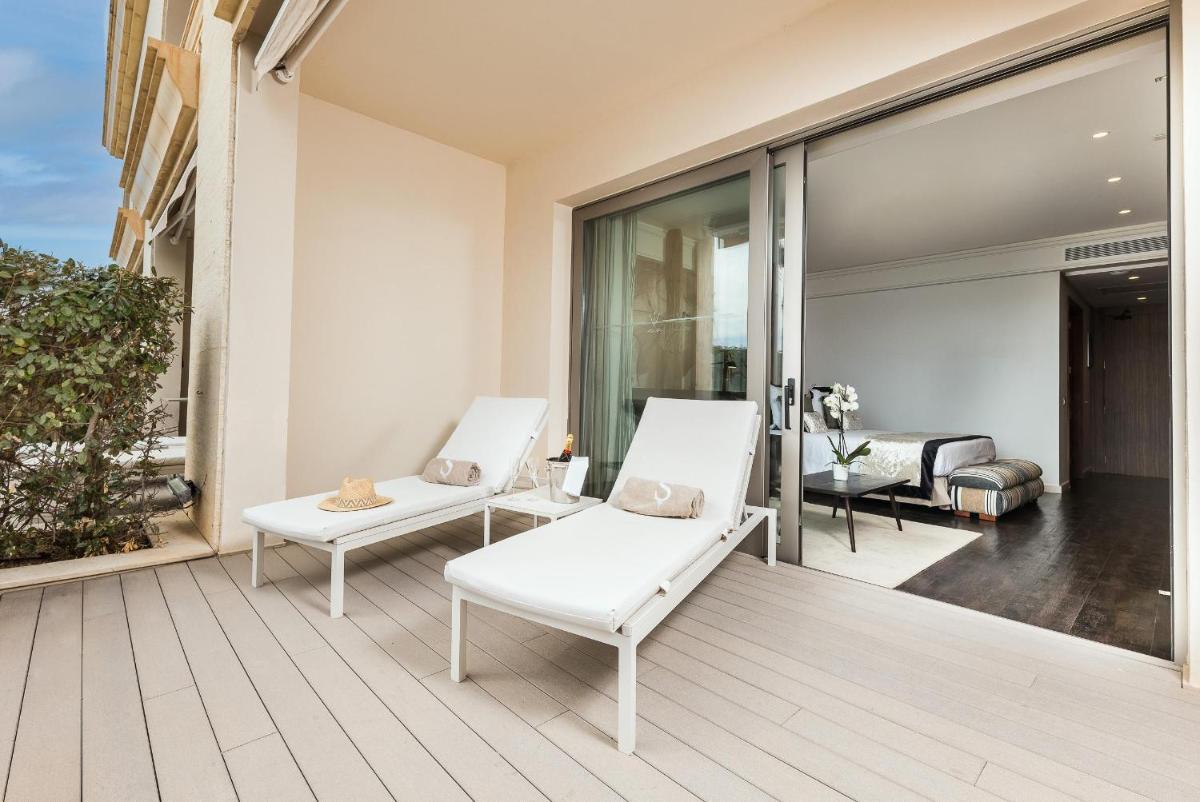 Zona de estar de Pure Salt Port Adriano - Adults Only