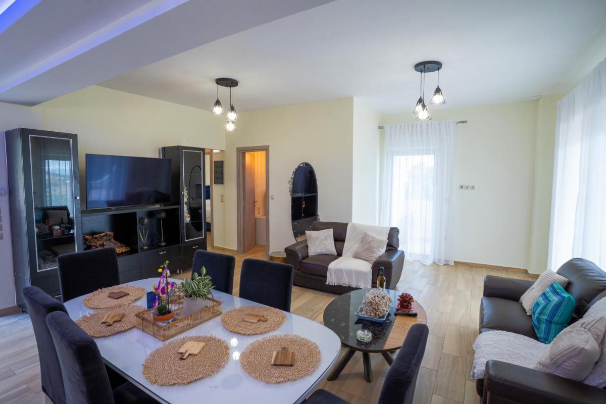 Ocean View Villa - Housity