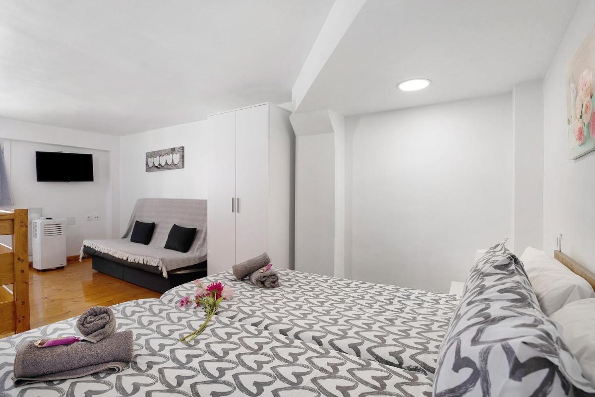 Lanzarote 4 U - Housity