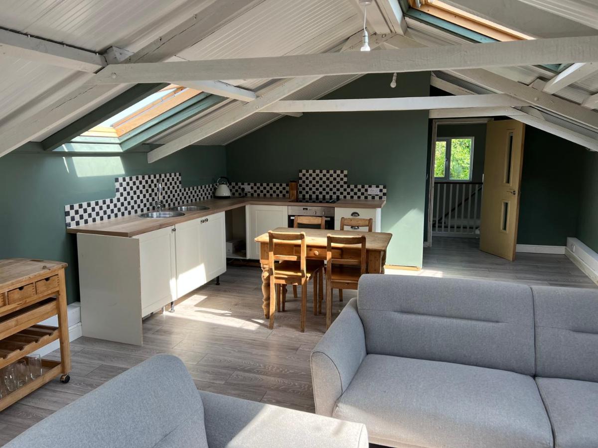 The Old Water Works - Flat 1 - Housity