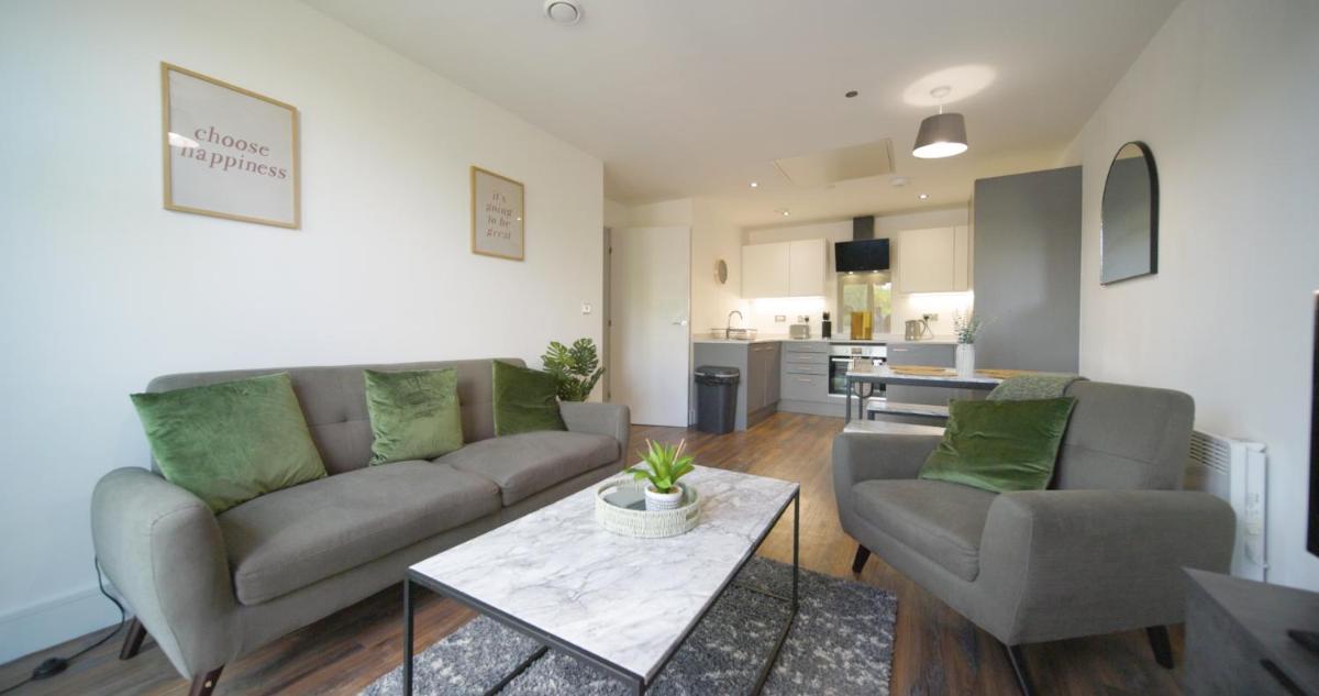 Modern 2-Beds - City Centre - FREE Wi-Fi - New - - Hizvo