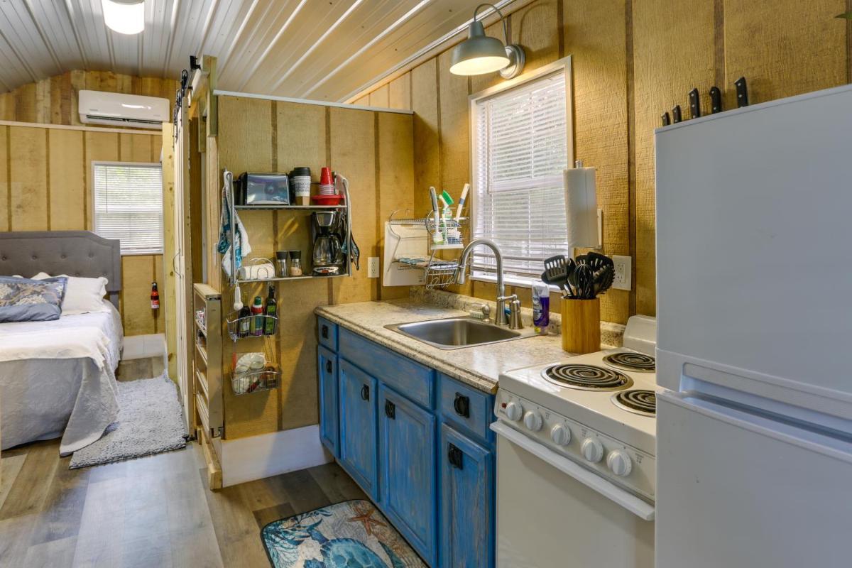 Pet-Friendly Gulf Coast Rental Near Keaton Beach! - Housity