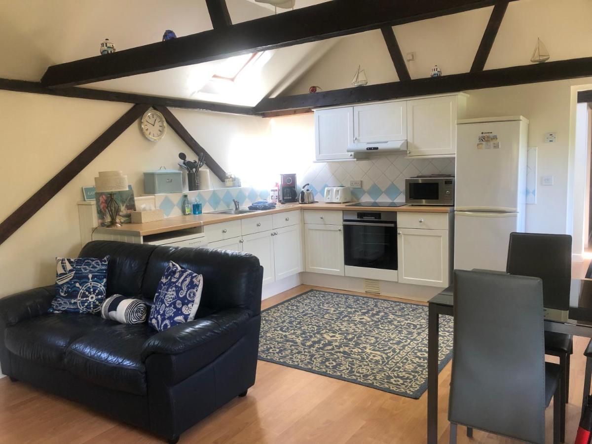 Sycamores Barn - Detached, Private, Secluded Country Retreat - Housity