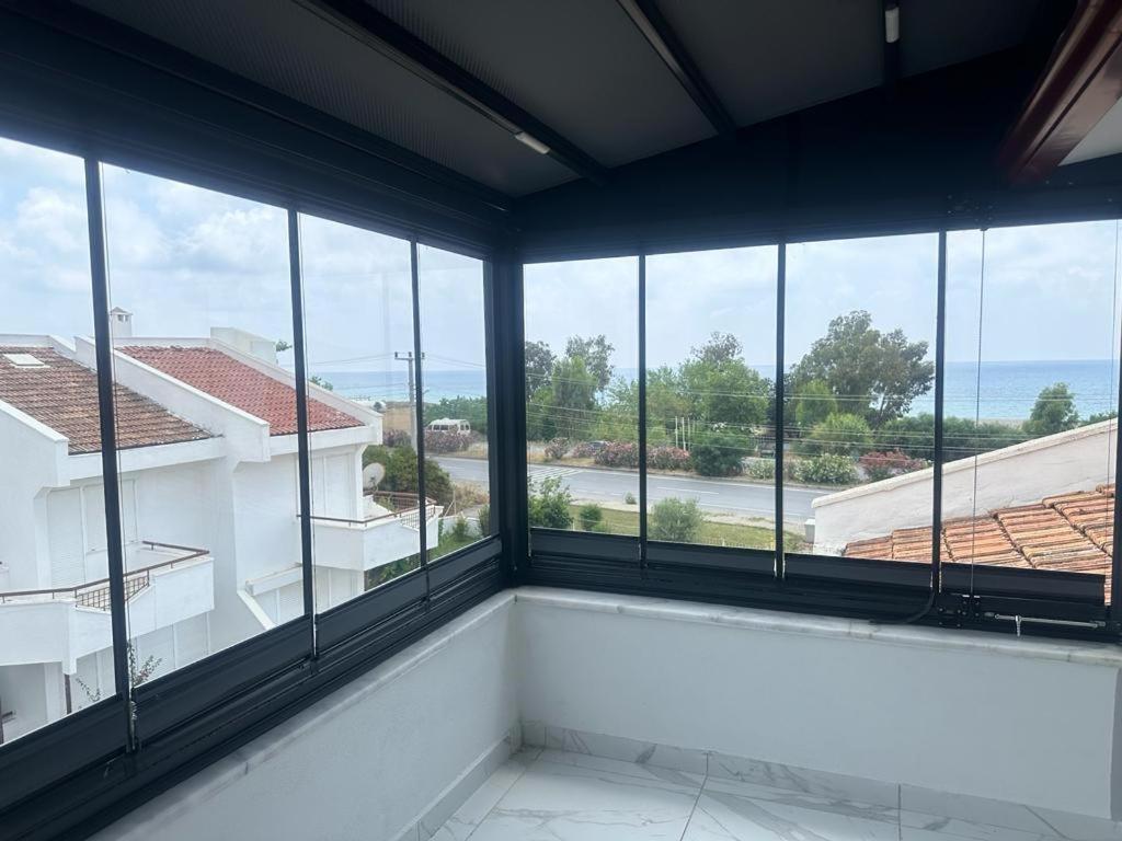Alanya Beachfront Villa with 6 Oceanview Terraces - Housity
