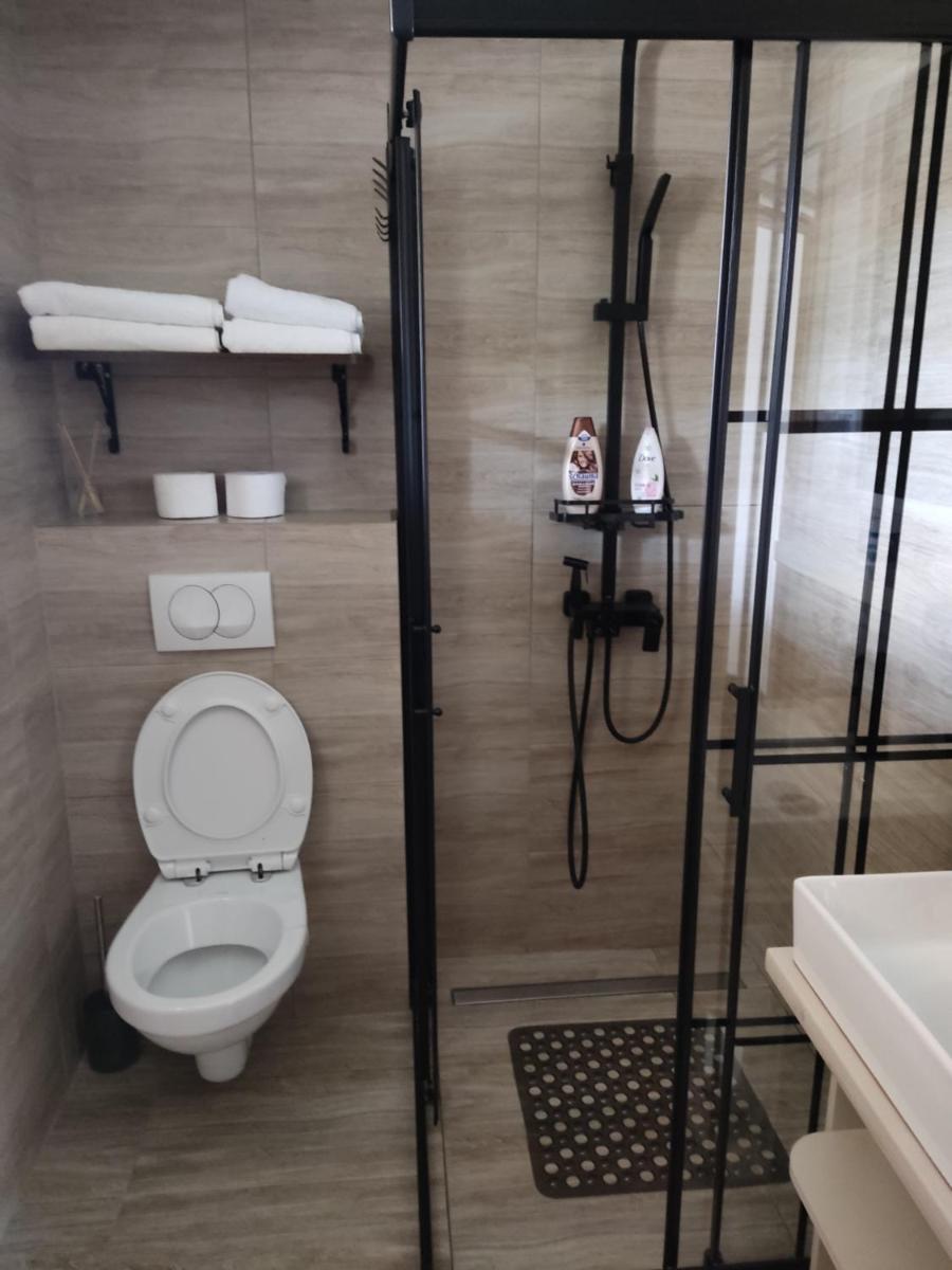 Apartmani SLADJANA - Housity