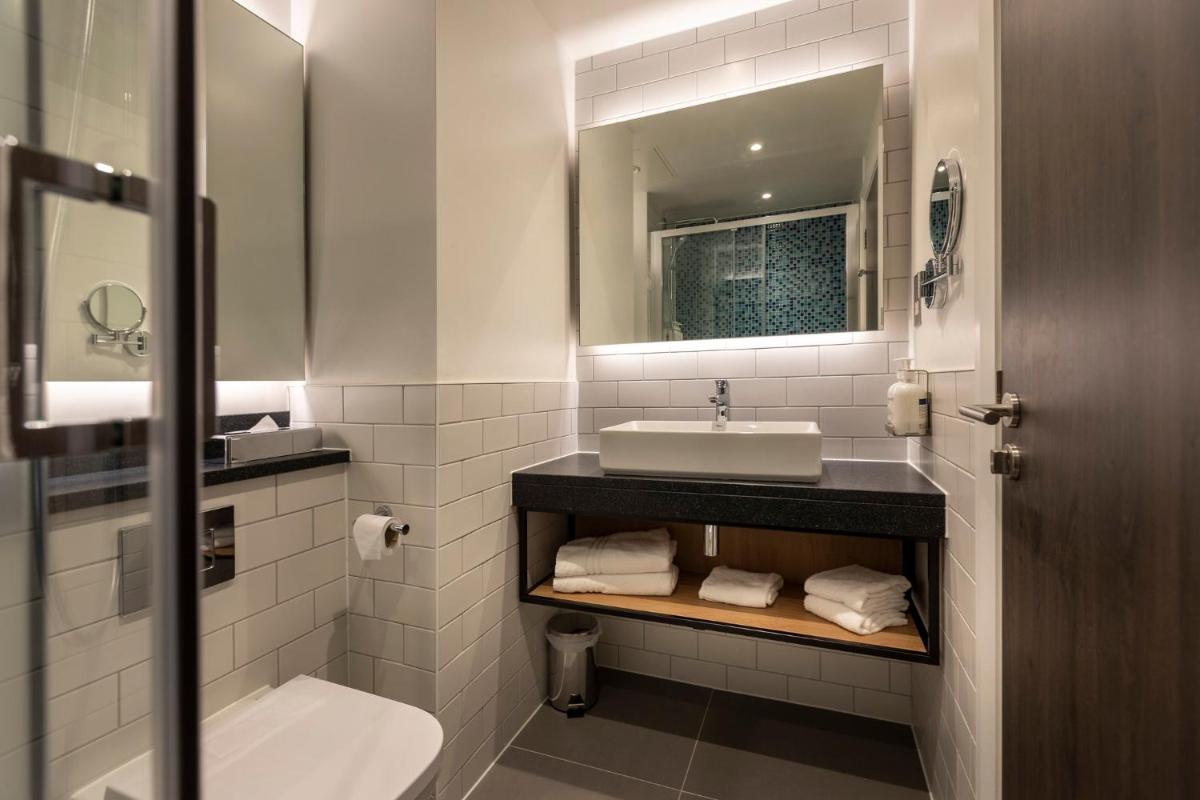 Holiday Inn London Sutton, an IHG Hotel - Housity