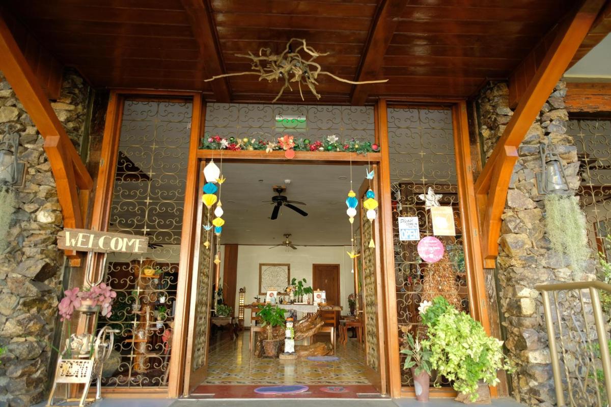 Antonio's Bed and Breakfast Hotel - Housity