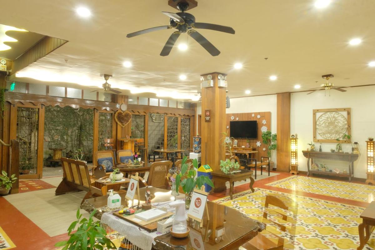 Antonio's Bed and Breakfast Hotel - Housity