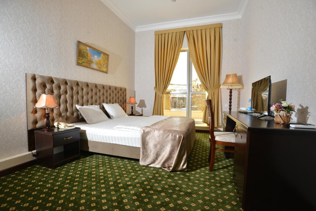 Suitetrails - Gloria Hotel