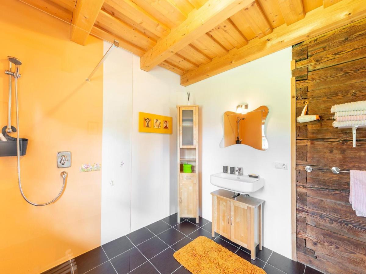 Chalet Schwarzenberg near Ski Lift & Stream - Housity
