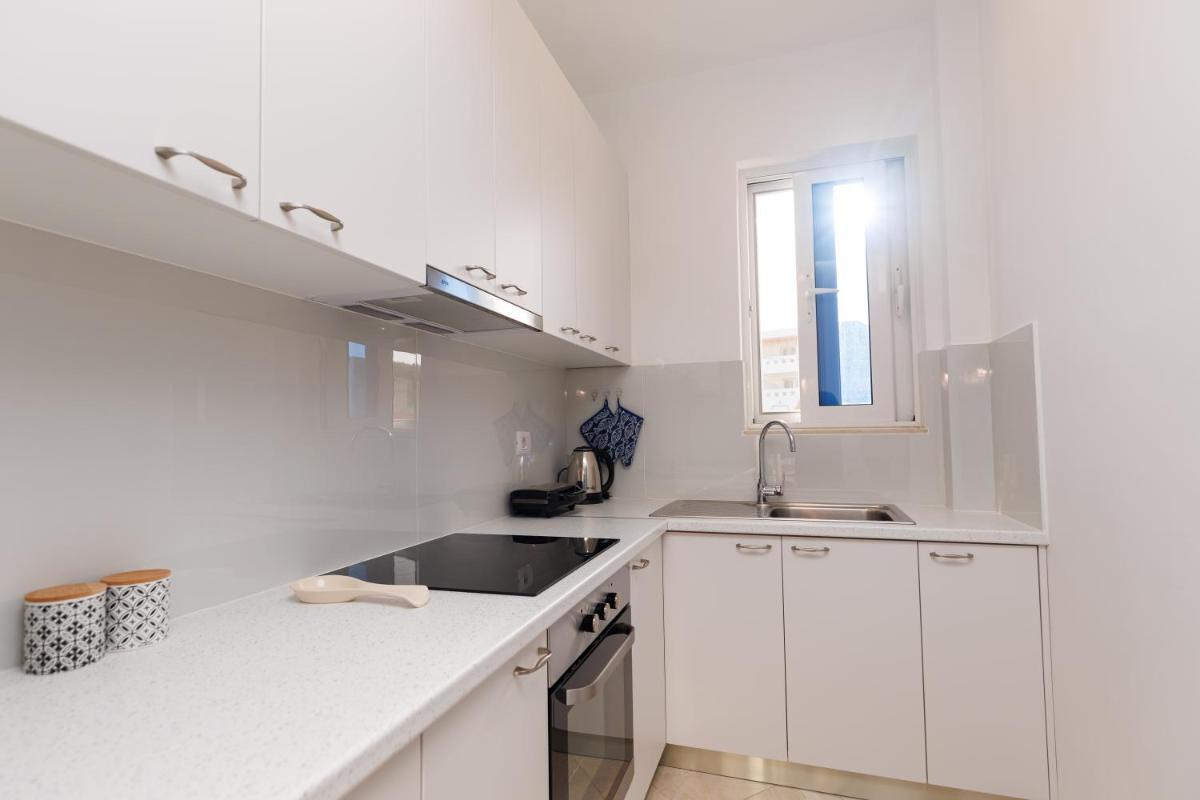 CAPTAIN'S RESIDENCE - Housity