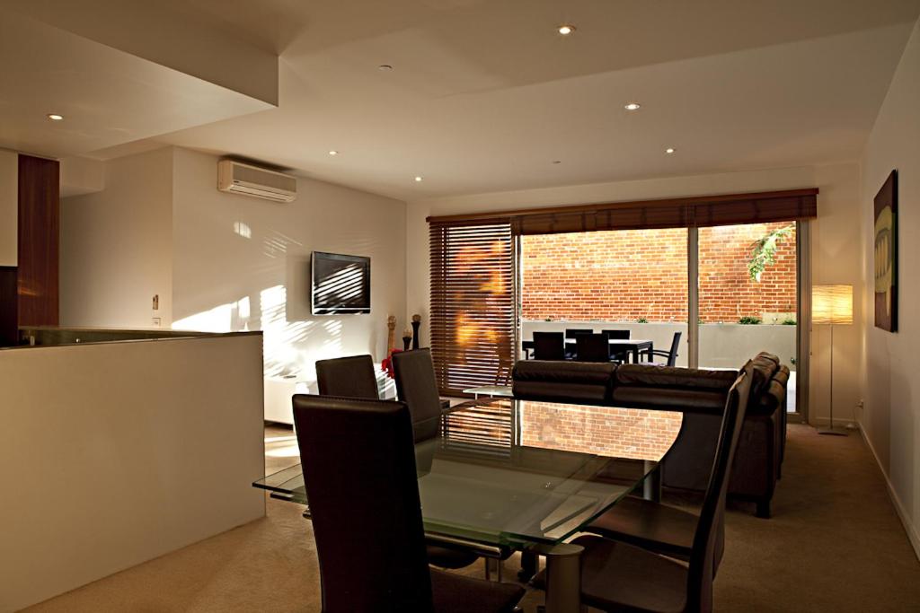 Brighton Bay Apartments - Hizvo