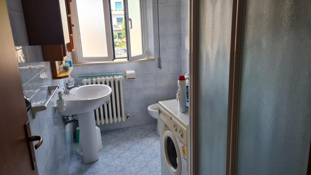 Casa centrale parcheggio gratis - Housity