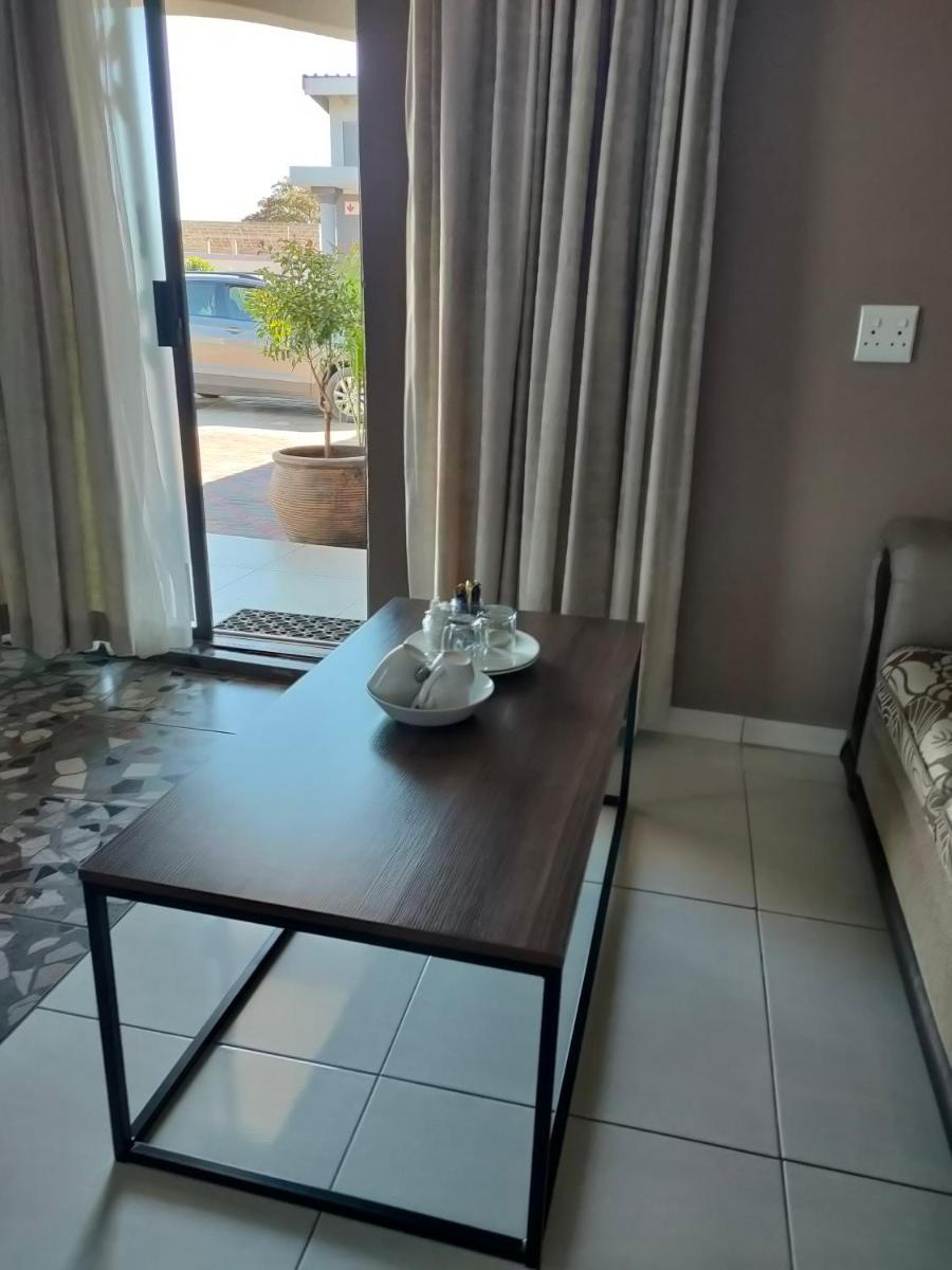 Soma Guesthouse - Housity